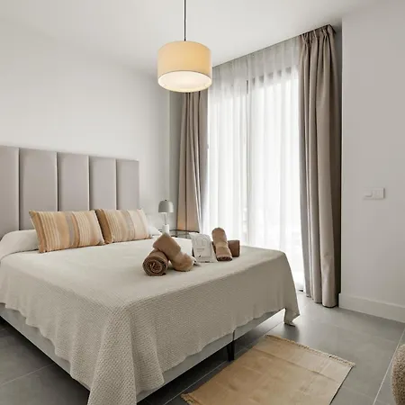 Happy Travel Daphne Higueron Апартаменты *