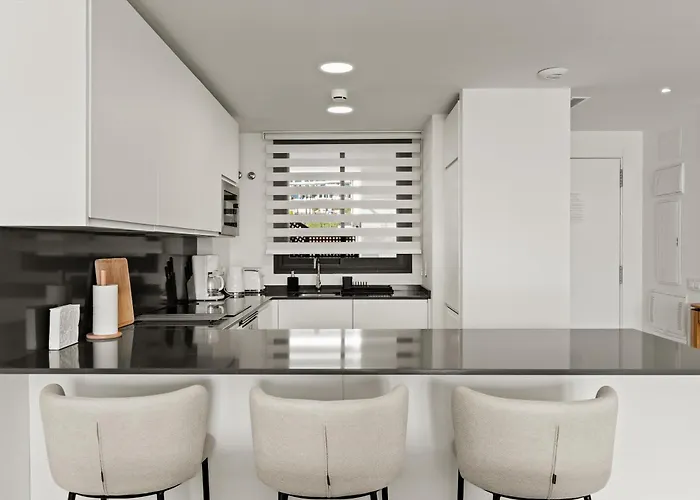 Happy Travel Daphne Higueron Apartment *