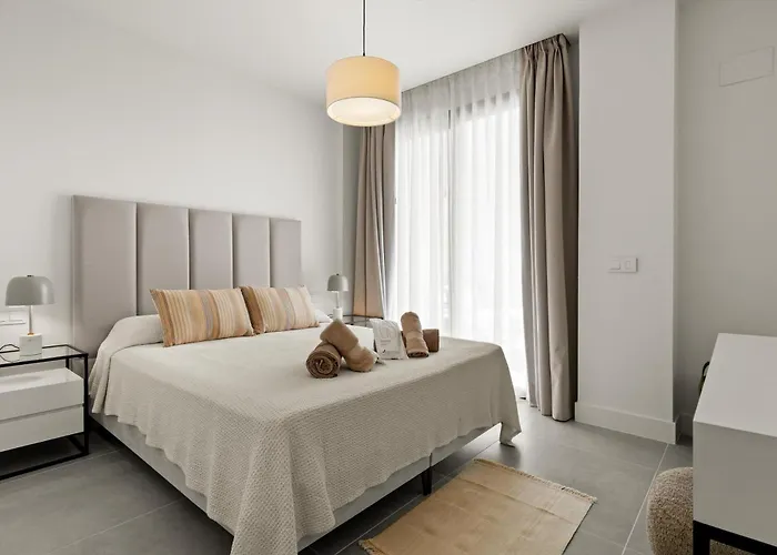 Happy Travel Daphne Higueron Apartment *