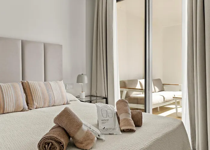 Happy Travel Daphne Higueron Apartment *